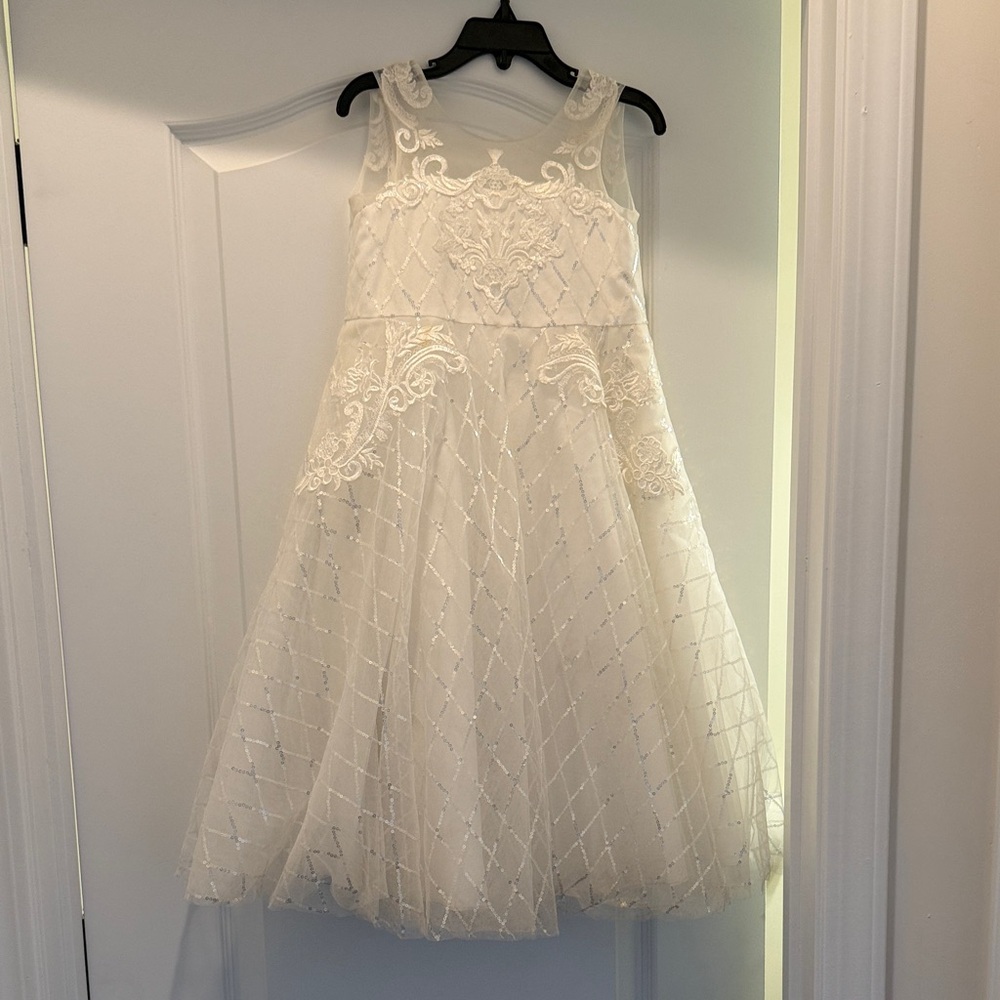 David’s Bridal DB WG1430 White Lace Kids Dress